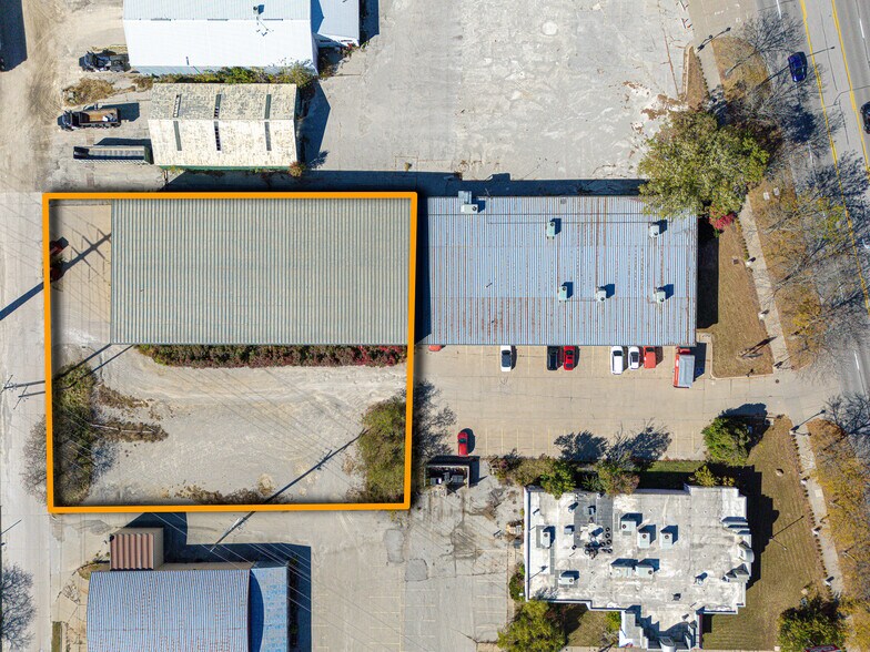 More Photos Of 218 2nd St, Coralville Flex For Sale