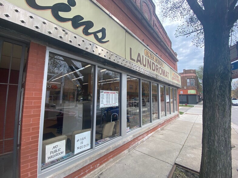 More Photos Of 424 E 71st St, Chicago Freestanding For Sale