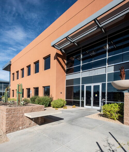 More Photos Of 2121 W Chandler Blvd, Chandler Office For Lease