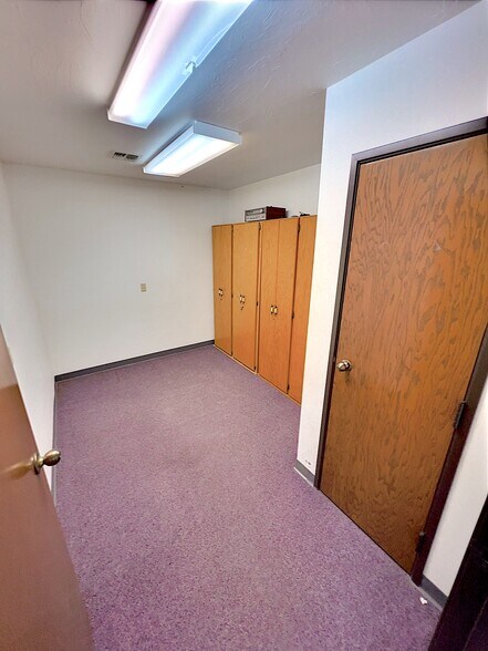 More Photos Of 1400 Lera, Weatherford Medical For Sale