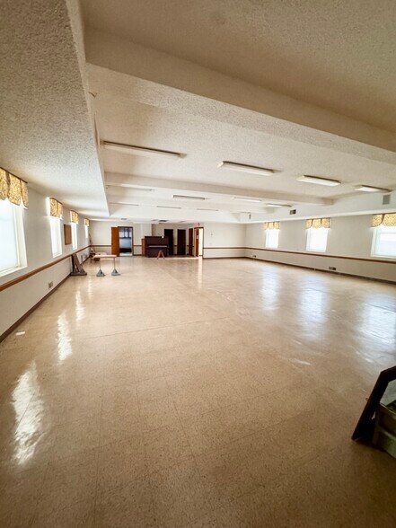 More Photos Of 5322 PA Route -873, Schnecksville Flex For Sale