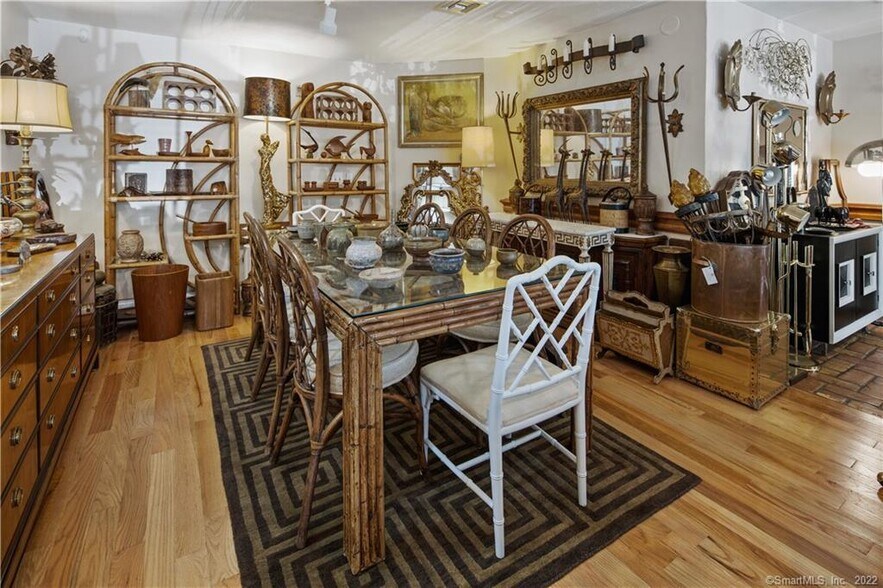 More Photos Of 4 Long Ridge Rd, Redding General Retail For Sale