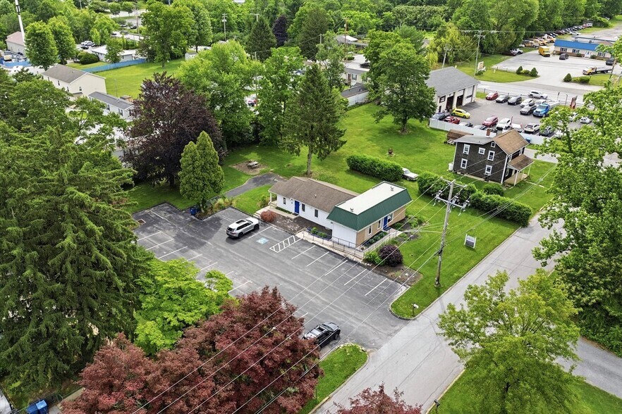 More Photos Of 103 Garris Rd, Downingtown Medical For Sale