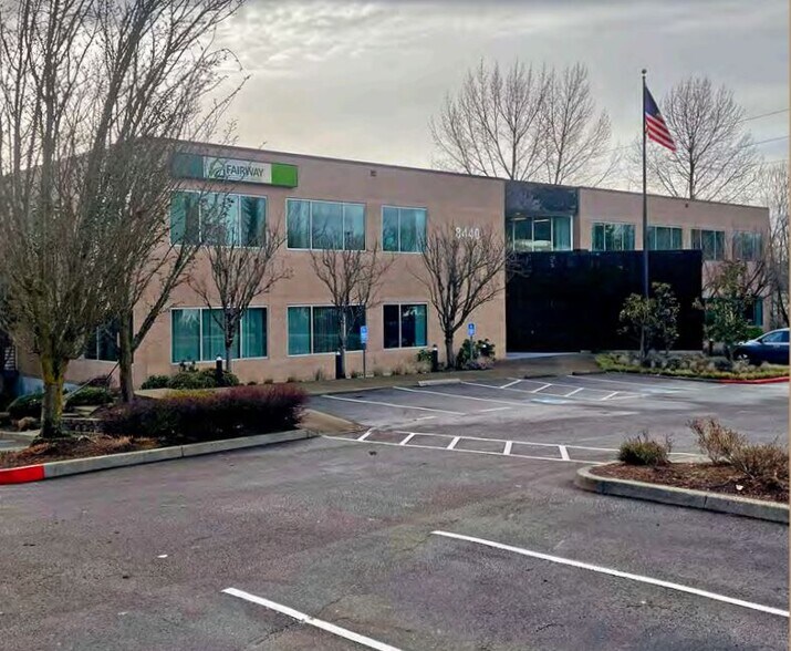 Primary Photo Of 8440 SE Sunnybrook Blvd, Clackamas Medical For Lease