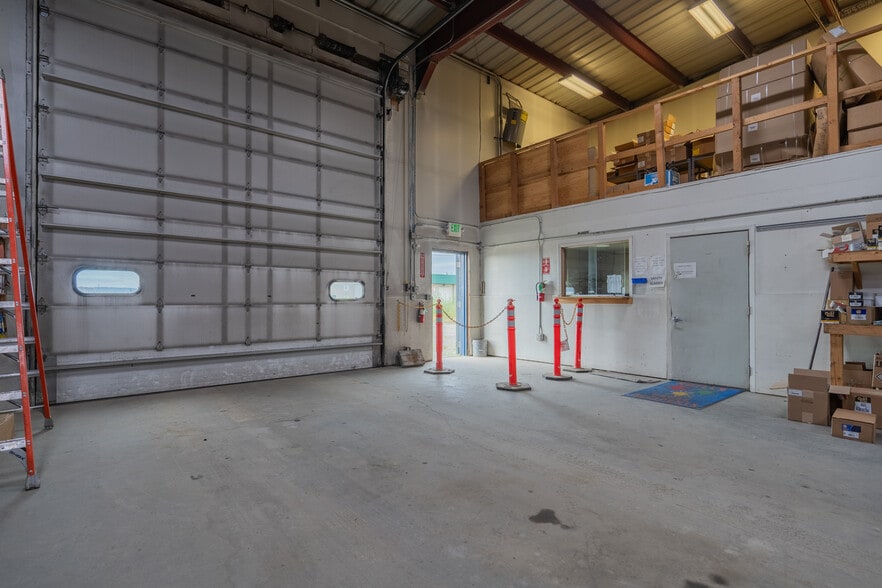 More Photos Of 1285 Queens Way, Fairbanks Warehouse For Sale