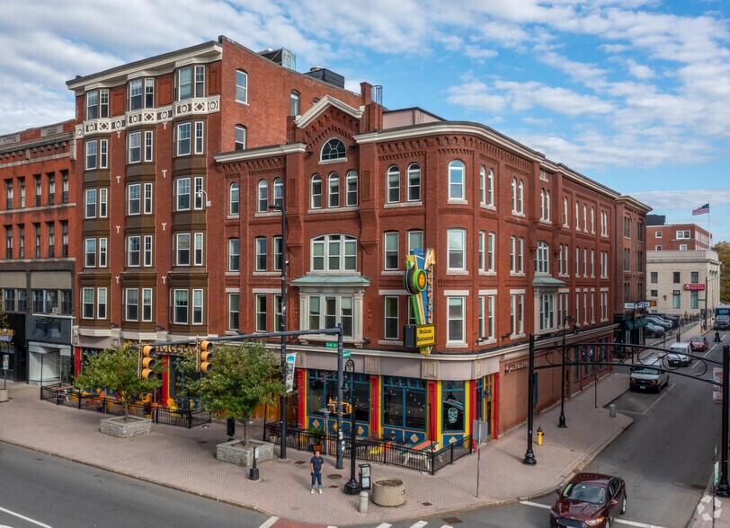 More Photos Of 1037-1045 Elm St, Manchester Office For Lease