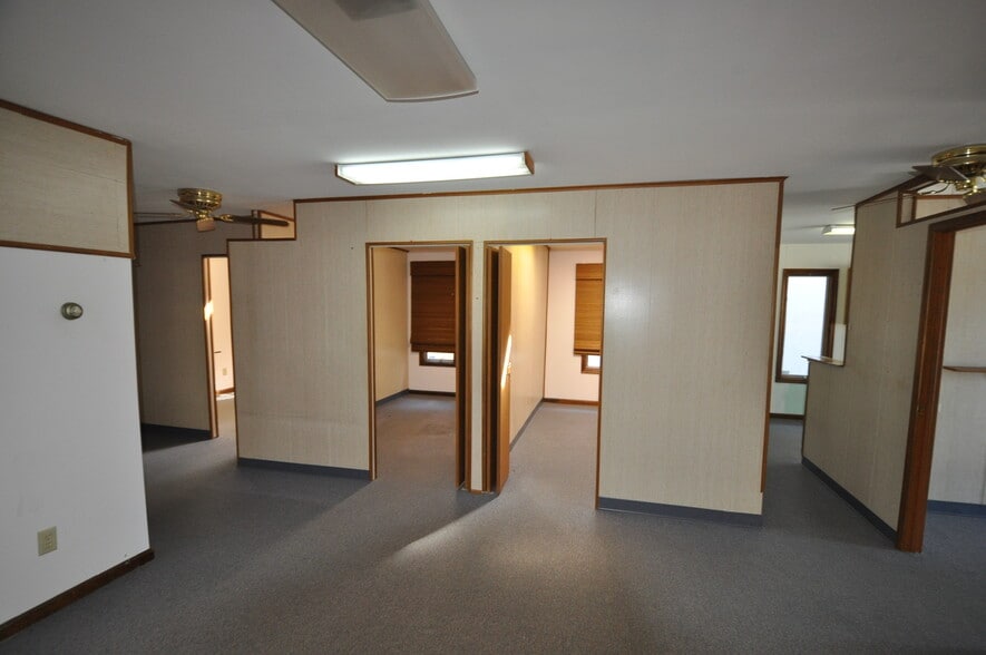 More Photos Of 13784 Warwick Blvd, Newport News Storefront Retail Office For Sale