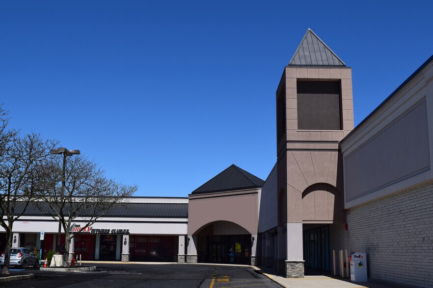 More Photos Of 2920 Easton Ave, Bethlehem Unknown For Lease