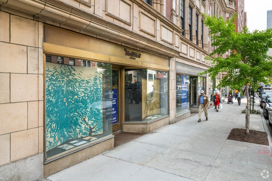 More Photos Of 45 E 66th St, New York Apartments For Lease