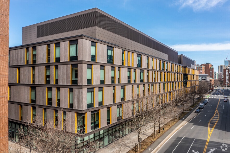 Primary Photo Of 75-125 Binney St, Cambridge Office For Lease