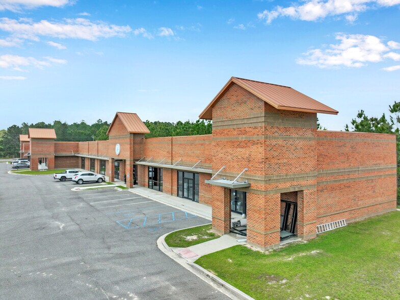 More Photos Of 143 US Highway 319 S, Moultrie Storefront For Sale