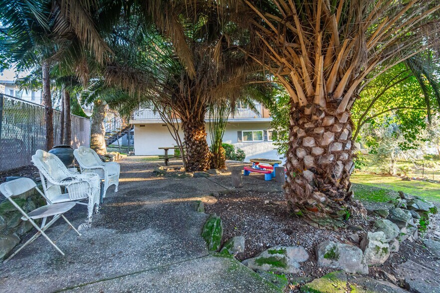 More Photos Of 162 Orr St, Auburn Apartments For Sale