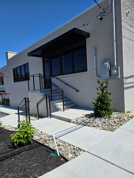 Primary Photo Of 601 N Main St, Glassboro Medical For Lease