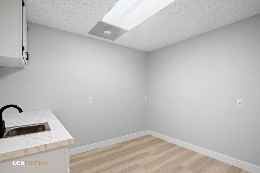 More Photos Of 901 34th St, Bakersfield Medical For Sale