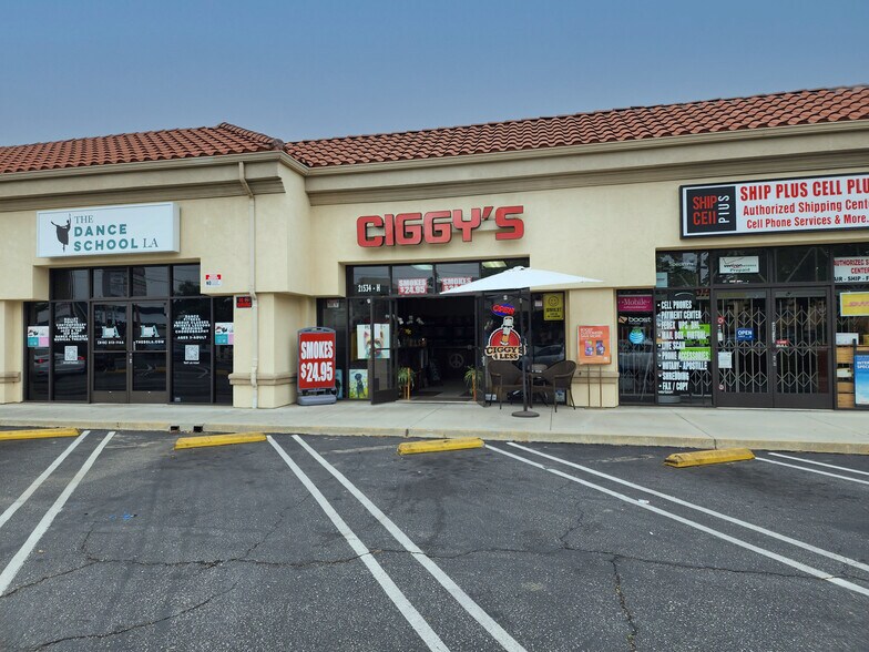 More Photos Of 21514-21534 Devonshire St, Chatsworth Unknown For Lease