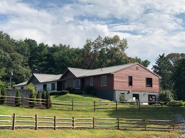 More Photos Of 412 Ewan Rd, Mullica Hill Medical For Lease