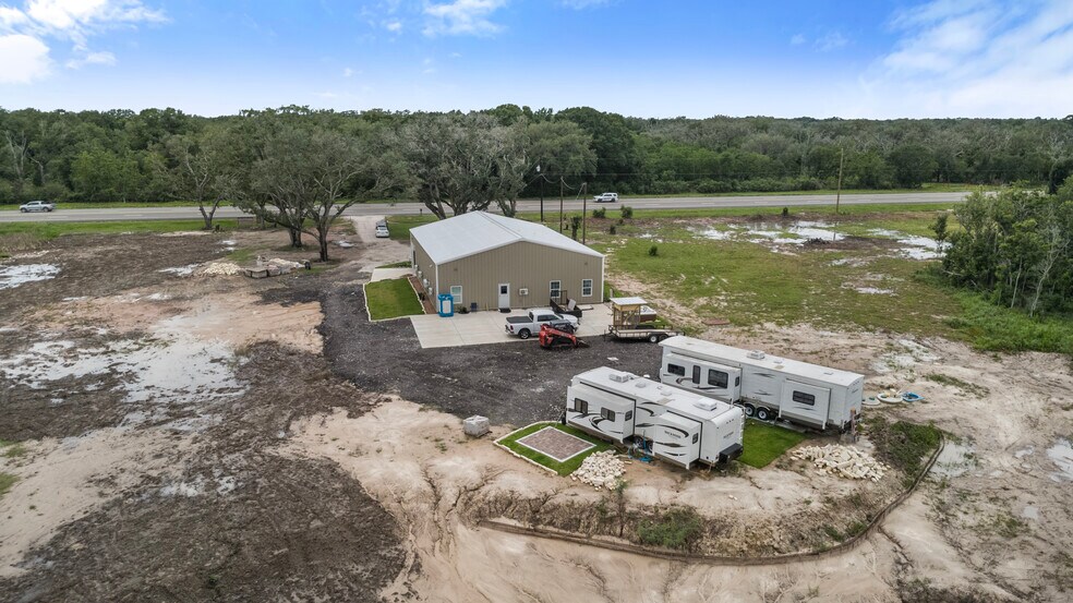 More Photos Of 25033 N Highway 288B, Angleton Land For Sale