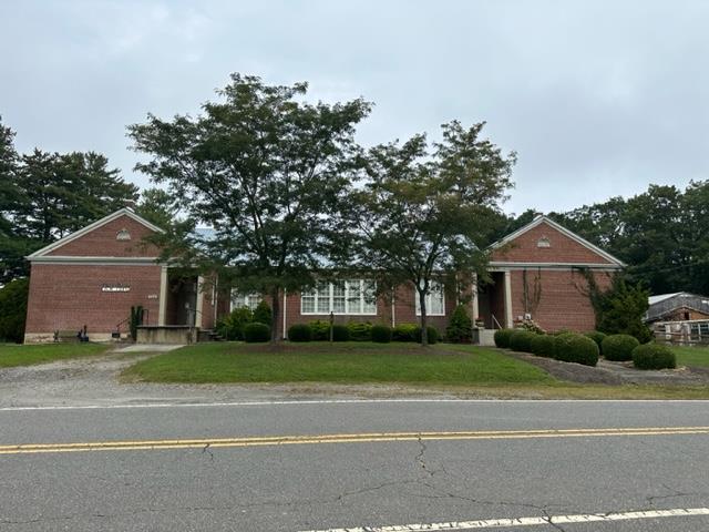 Primary Photo Of 528 Piney Creek School Rd, Piney Creek Office For Sale