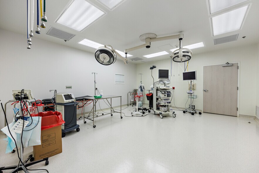 More Photos Of 3610 N University Dr, Nacogdoches Healthcare For Sale