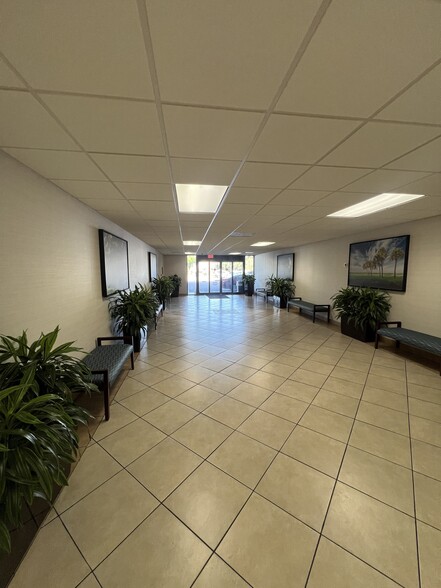 More Photos Of 6101 Webb Rd, Tampa Medical For Lease