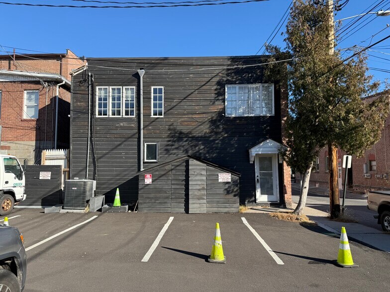 More Photos Of 92 Partition St, Saugerties Storefront Retail Residential For Sale