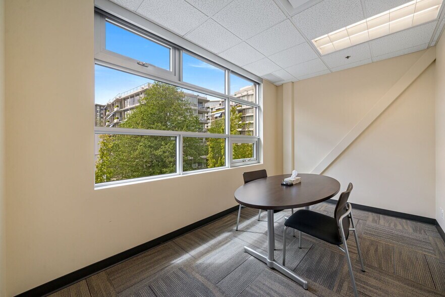 More Photos Of 388 Harbour Rd, Victoria Storefront Retail Office For Sale