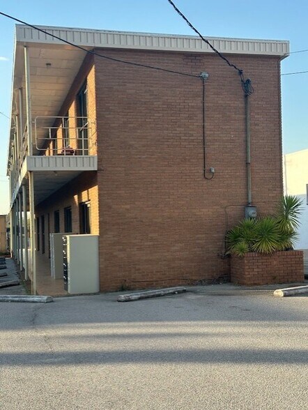 More Photos Of 372 Saint Paul St, Orangeburg Office For Sale