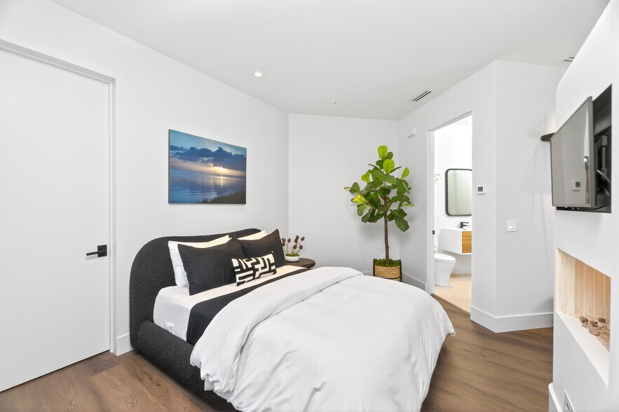 More Photos Of 585 Riverside Drive, Napa Multifamily For Sale