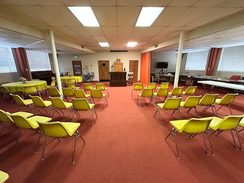 More Photos Of 540 S 6th St, Terre Haute Specialty For Sale