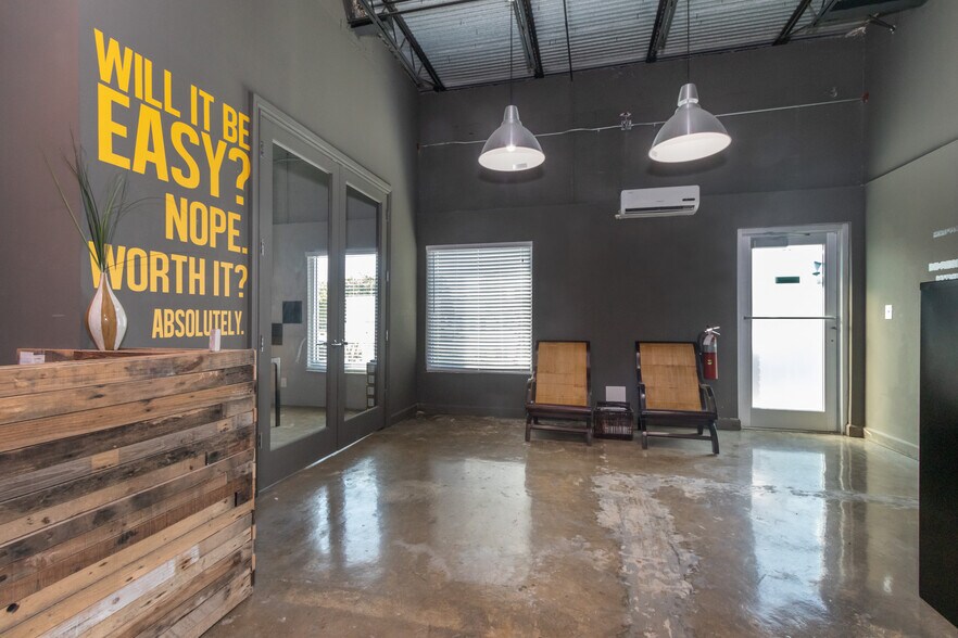 More Photos Of 4160-4260 NW 1st Ave, Boca Raton Showroom For Lease