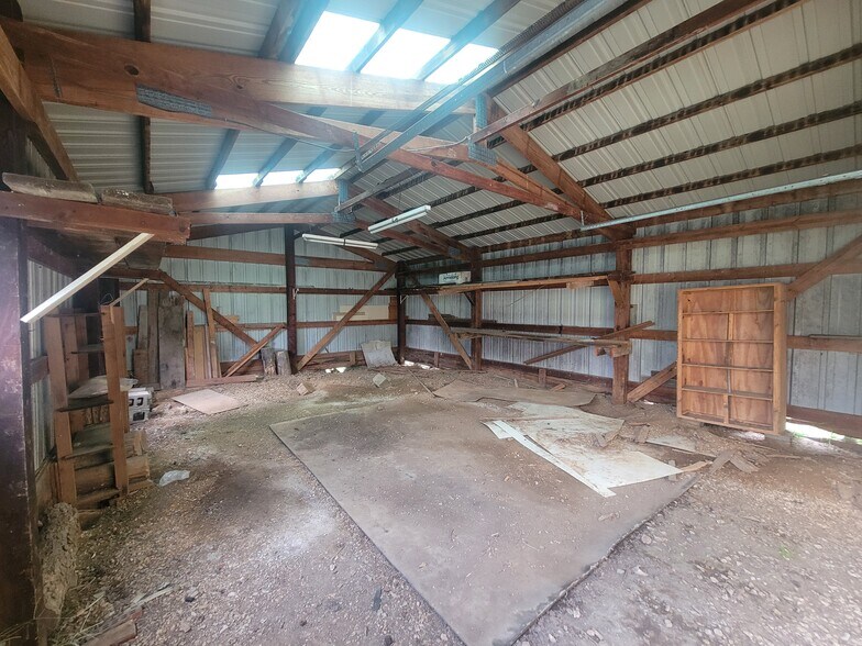 More Photos Of 411 N 6th St, Elsberry Land For Sale