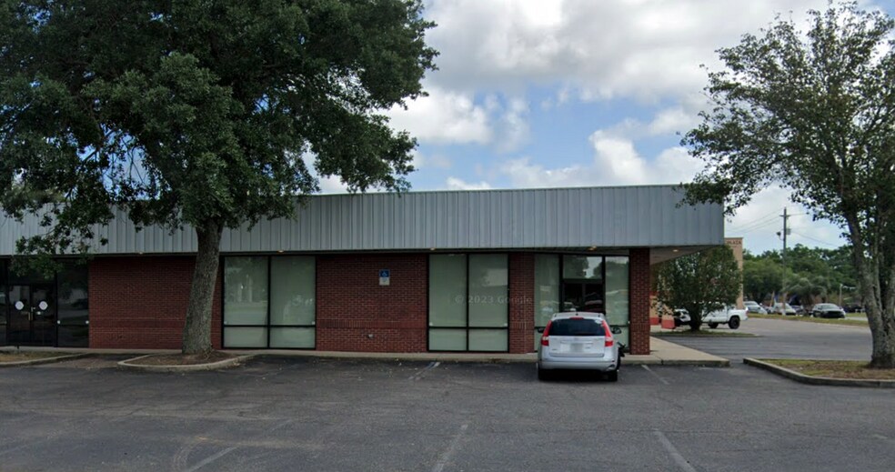 Primary Photo Of 275 W Airport Blvd, Pensacola Storefront Retail Office For Lease