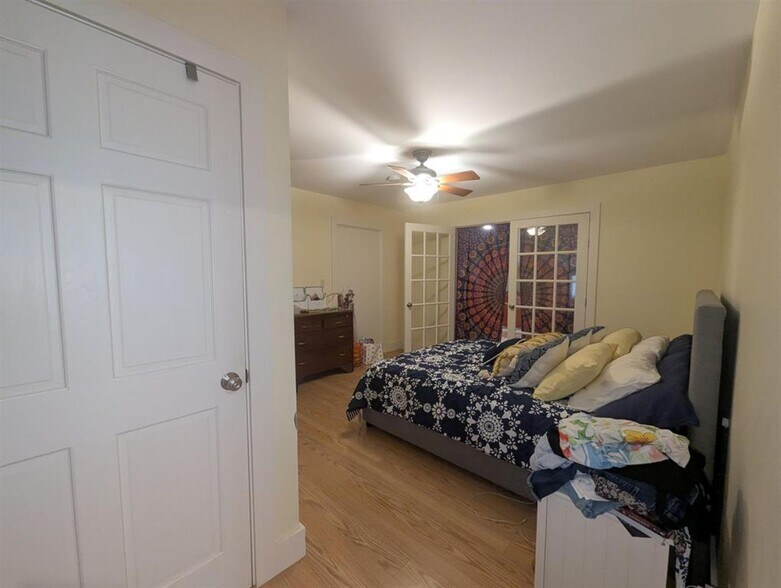 More Photos Of 225 Missing Link Rd, Bellows Falls Specialty For Sale