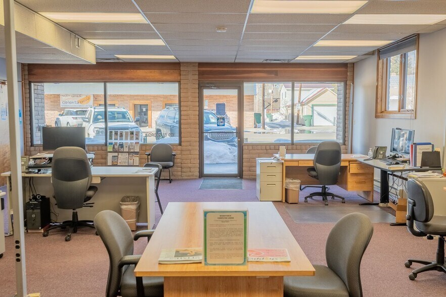 More Photos Of 234 N Main St, Gunnison Medical For Sale