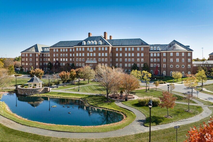 More Photos Of 14501 George Carter Way, Chantilly Office For Lease