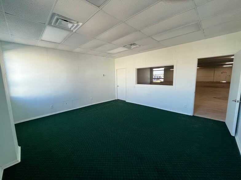 More Photos Of 24 NE 46th St, Oklahoma City Manufacturing For Lease