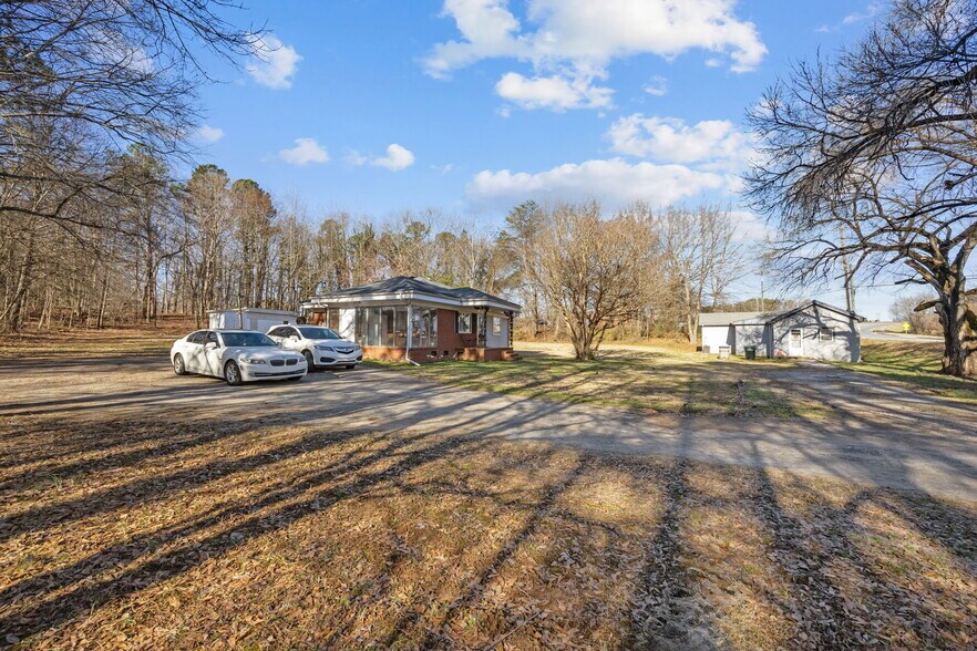 More Photos Of 2019 Bessemer City Rd, Gastonia Land For Sale