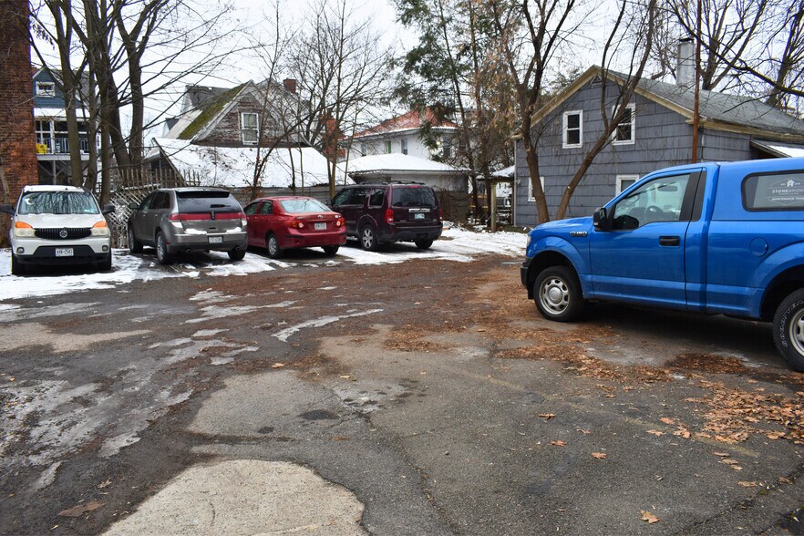 More Photos Of 136 Chapin St, Binghamton Apartments For Sale