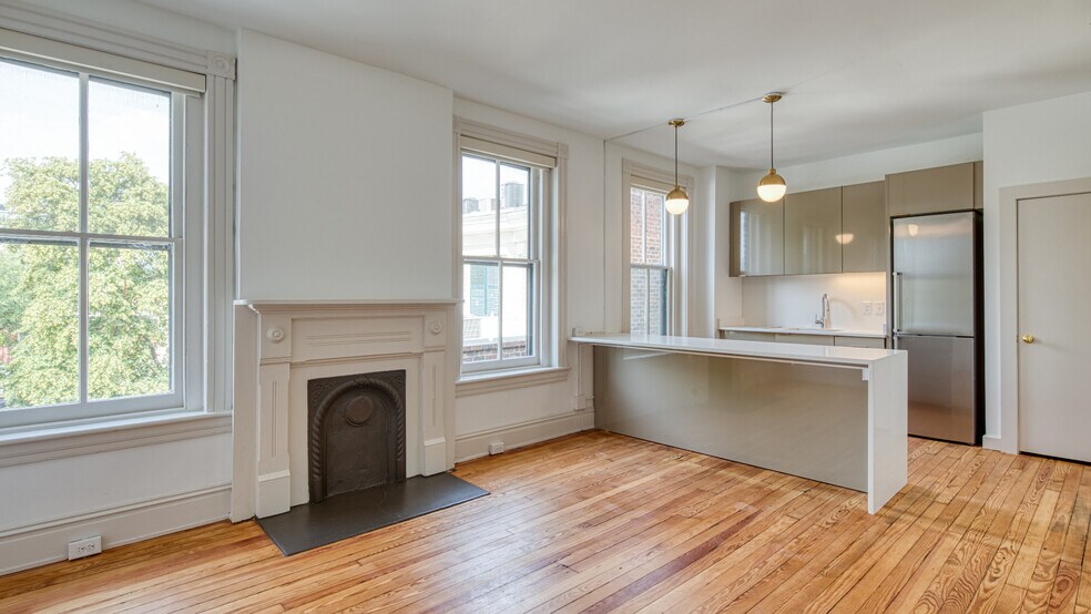 More Photos Of 114 E Franklin St, Richmond Apartments For Sale