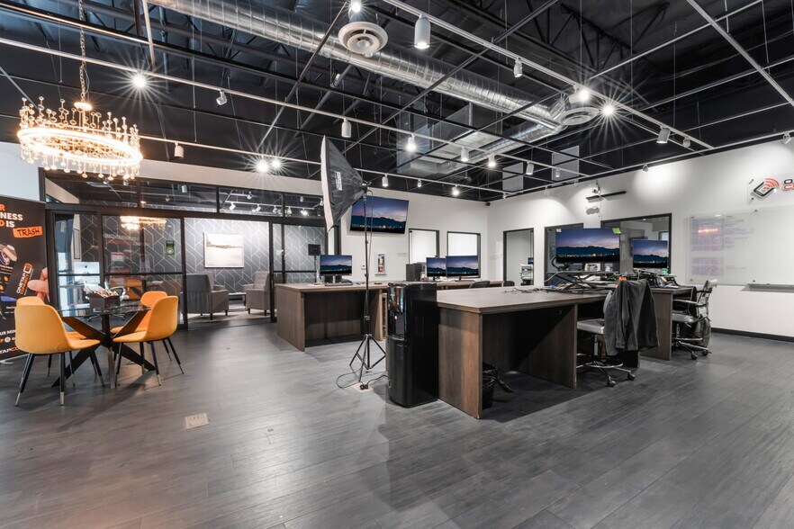More Photos Of 2950 E Sunset Rd, Las Vegas Showroom For Sale
