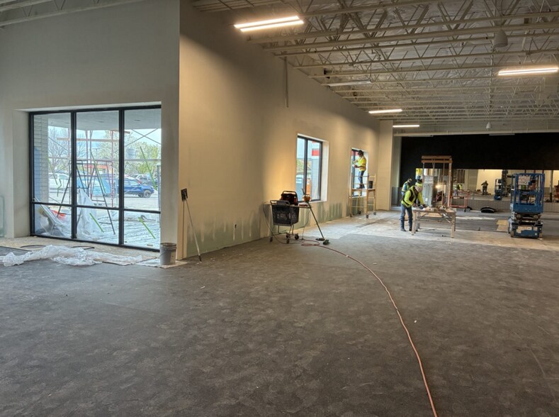 More Photos Of 1600 N Main St, Meridian General Retail For Lease