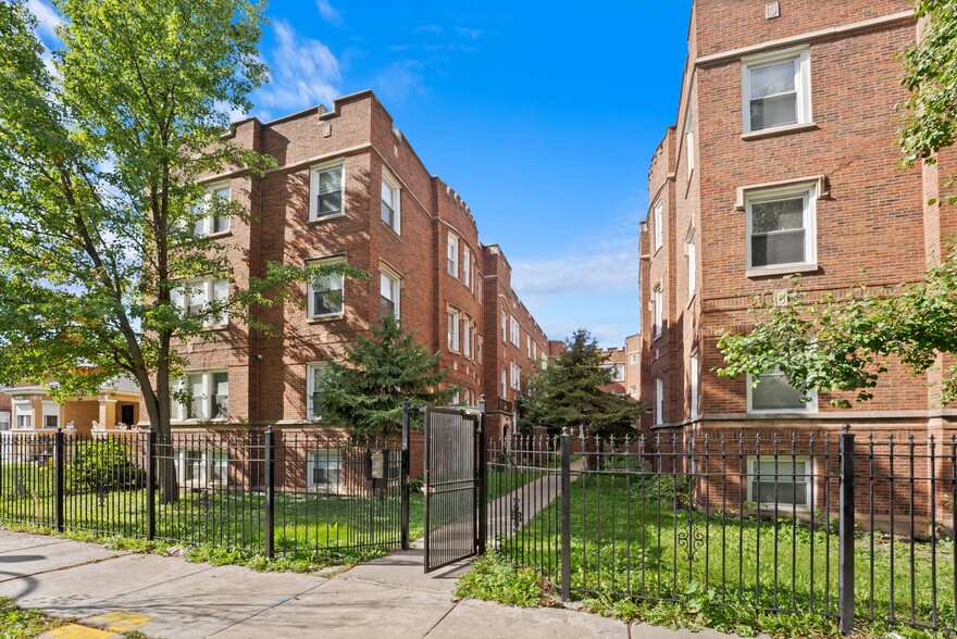 Primary Photo Of 9118-9124 S Dauphin Ave, Chicago Apartments For Sale