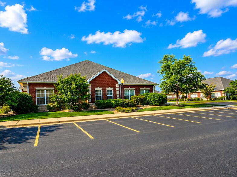 More Photos Of 11504 183rd Pl, Orland Park Office For Sale
