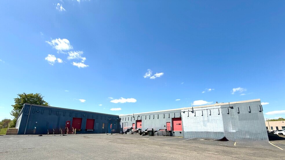 More Photos Of 887-893 Pierce Butler Route, Saint Paul Warehouse For Lease