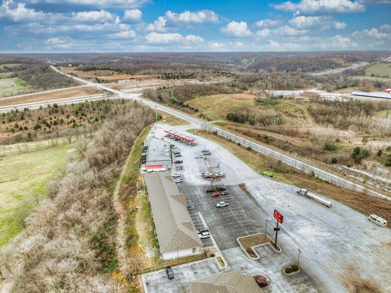 More Photos Of 493 E Highway 76, Anderson Office For Sale