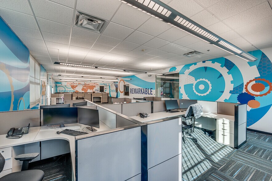 More Photos Of 1701 10th St, Plano Warehouse For Sale