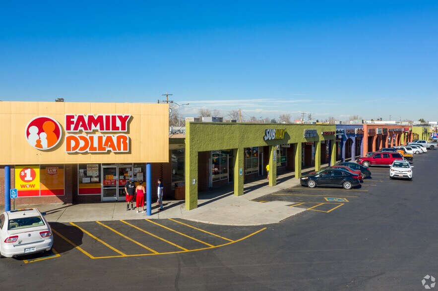 More Photos Of 1901-2099 S Federal Blvd, Denver Unknown For Lease