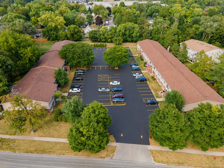 More Photos Of 604-620 E Grant Hwy, Marengo Apartments For Sale