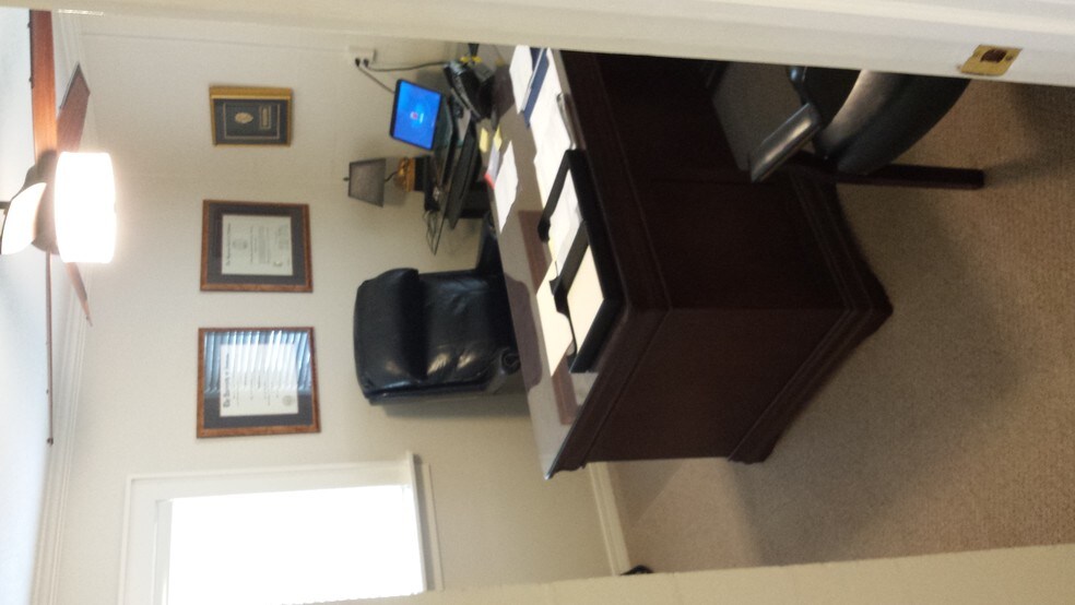 More Photos Of 19205 State Highway 181, Fairhope Office For Sale