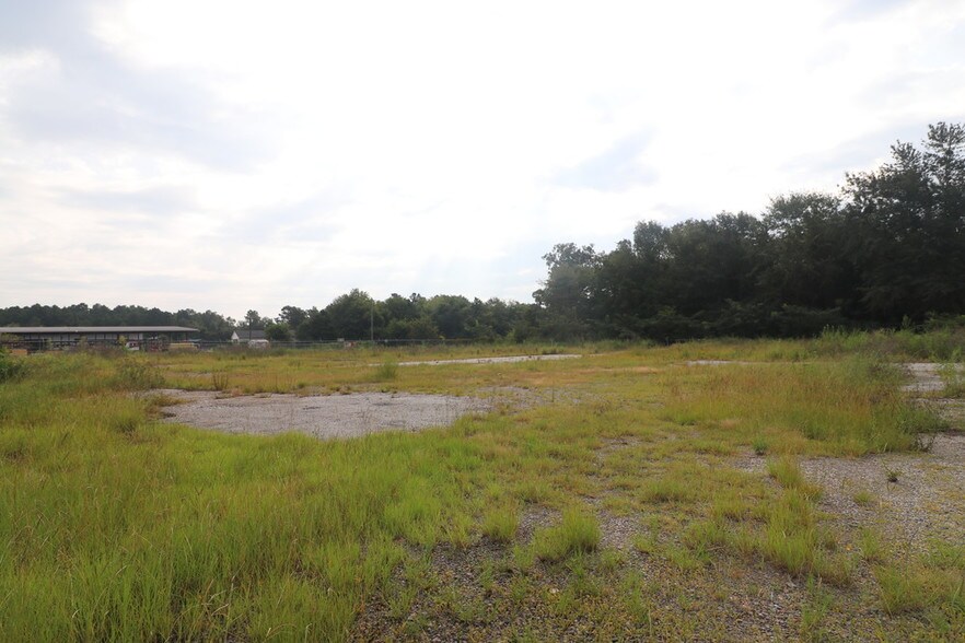 More Photos Of 861 Edgefield Rd, Belvedere Land For Sale